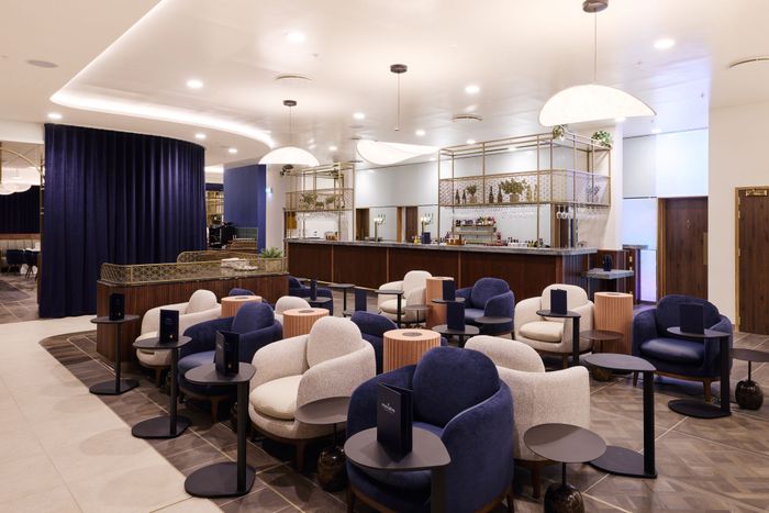 The Executive - Bar