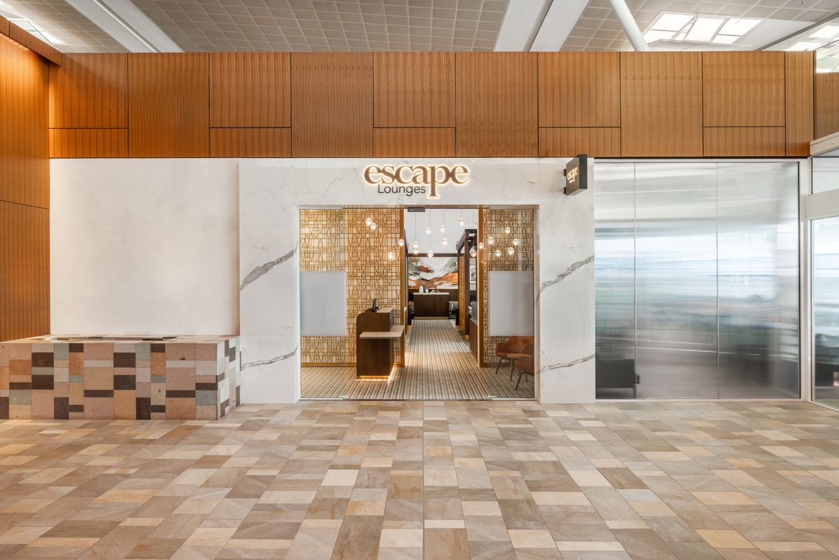Brisbane Escape Lounges entrance