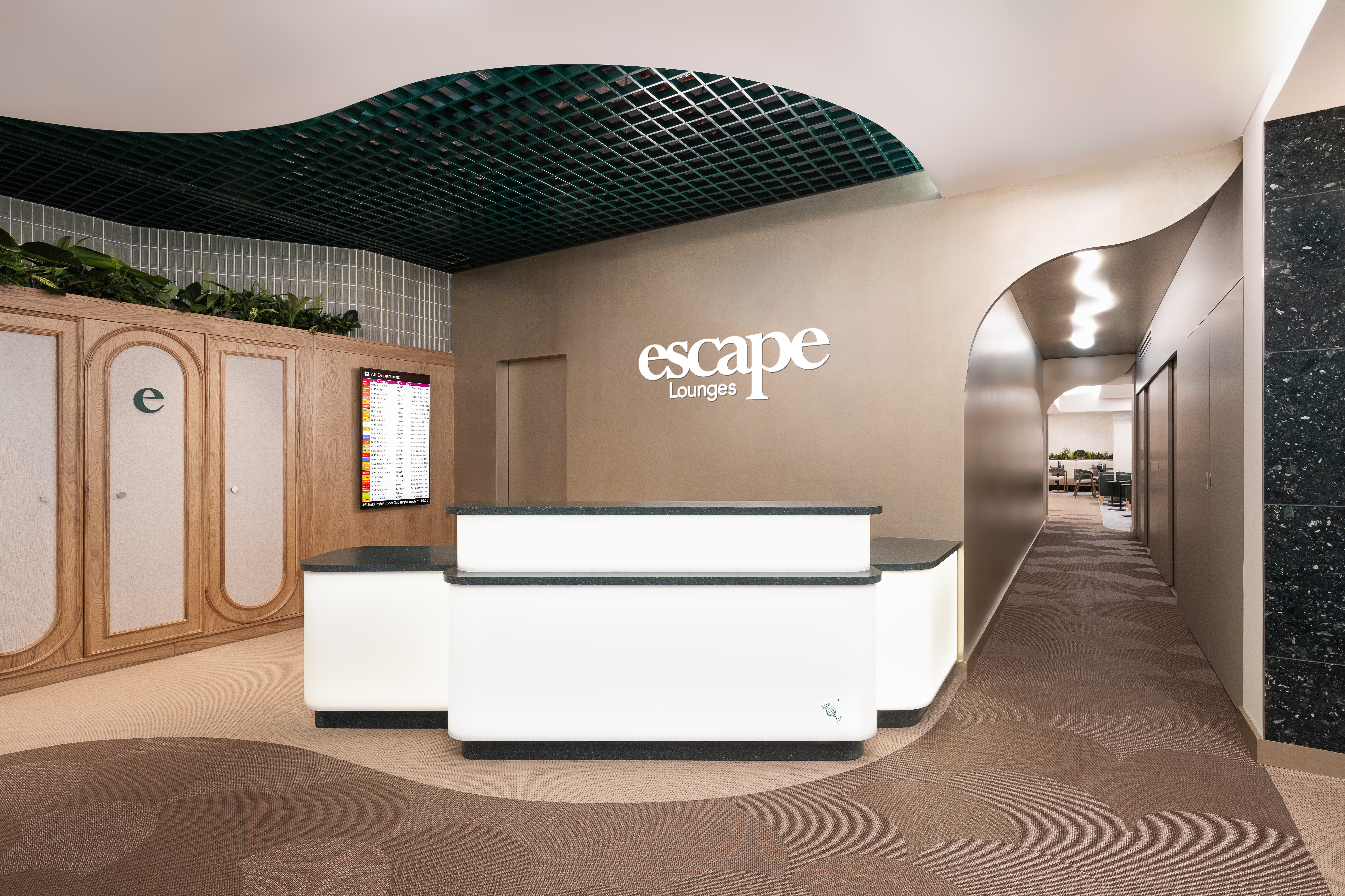 https://a.storyblok.com/f/263504/8256x5504/014a85ab66/edinburgh-escape-lounges-reception-area.jpg