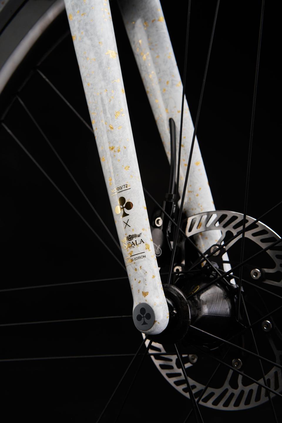 Each bicycle, on the fork, has the logo of the collaboration and the No. of the item, out of 72 total pieces made. Colnago