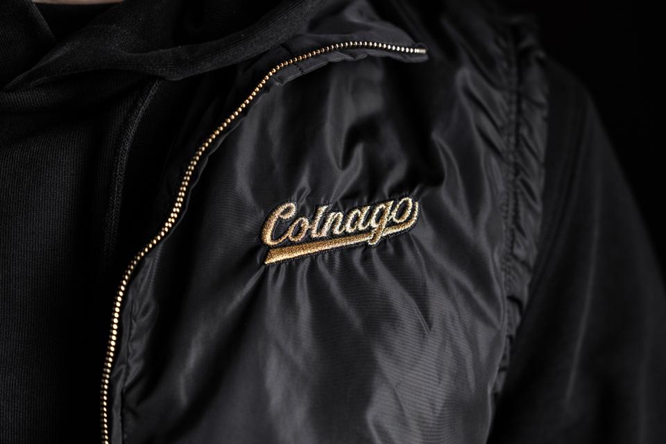 Bordado plano con el gráfico de «Colnago» Colnago