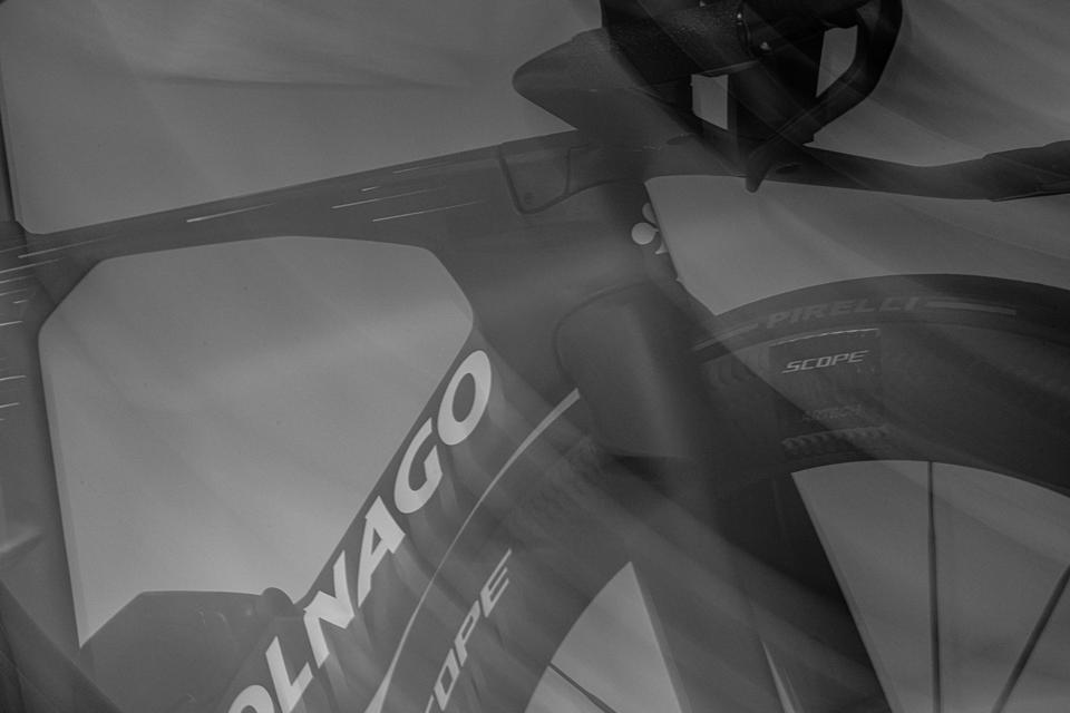 Questions? We’ll be pleased to give you the information you need. Colnago