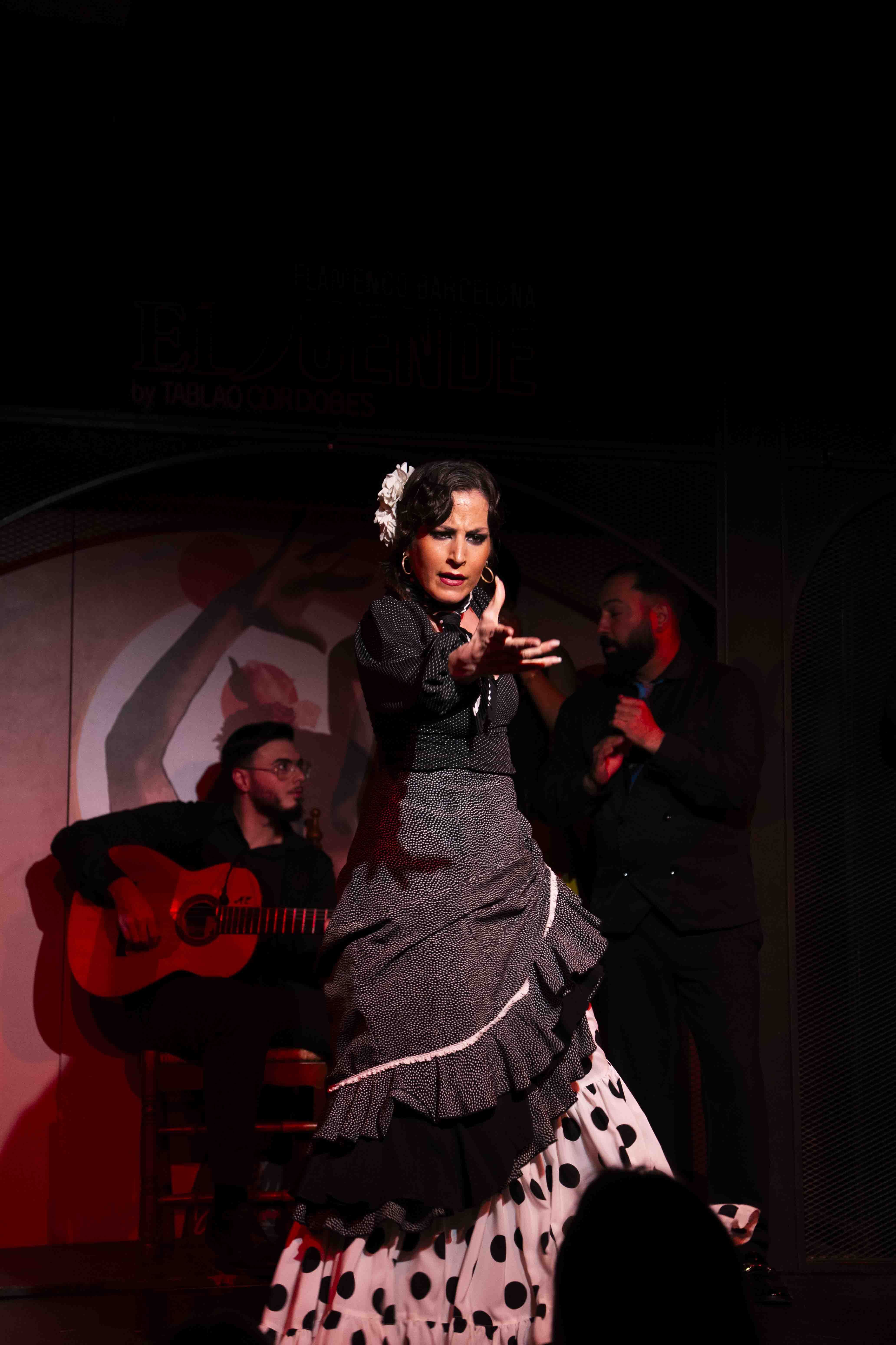 Duende June