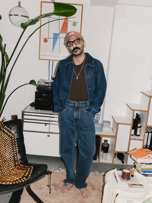 Closed Close up w/ Arash - at home