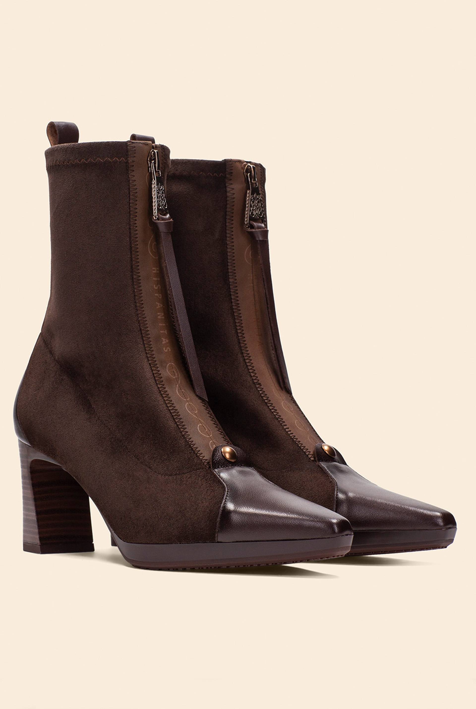Dunkelbraune Stiefeletten mit spitzer Kappe, Blockabsatz und dekorativem Frontreißverschluss in Materialmix