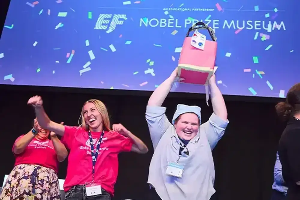 winning group at global leadership summit