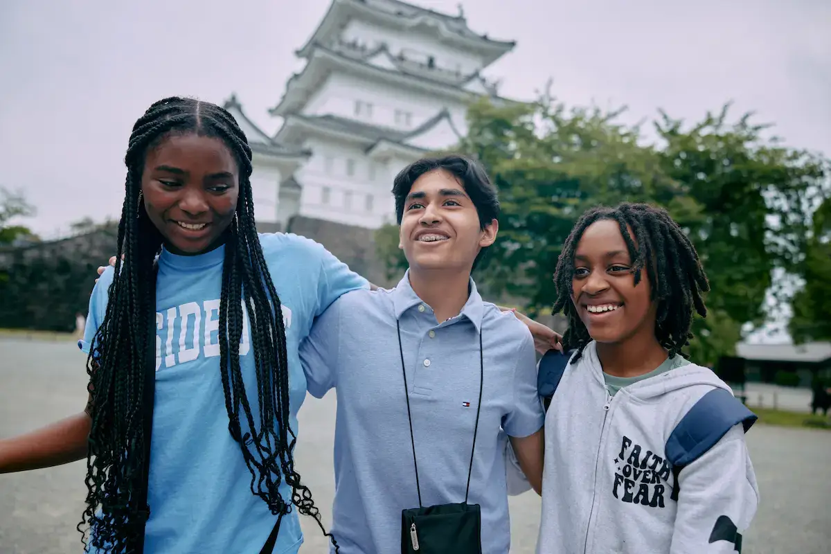 students at osaka castle
