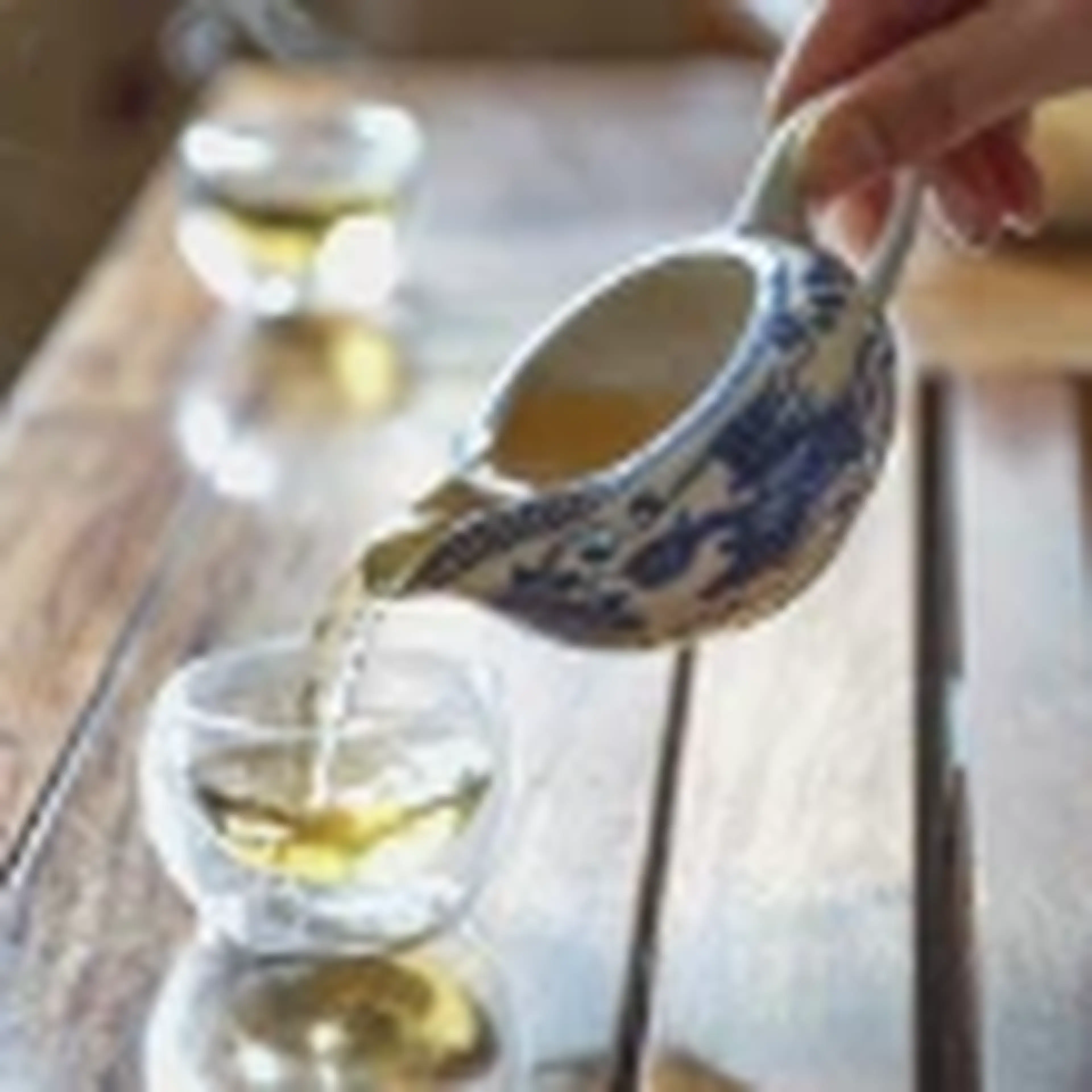 Transport your class to a Chinese tea ceremony