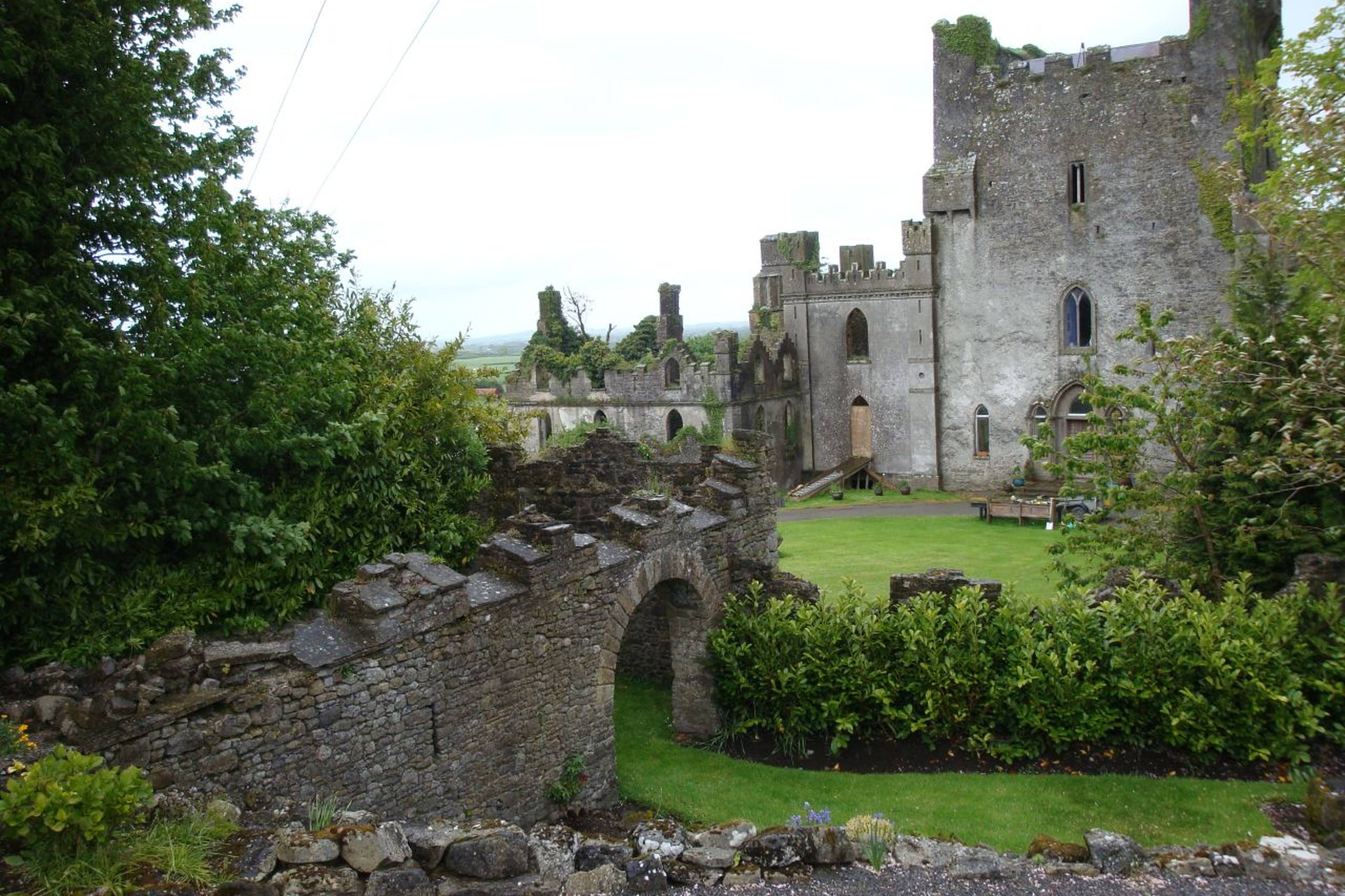 most haunted castles in the world - Leap Castle