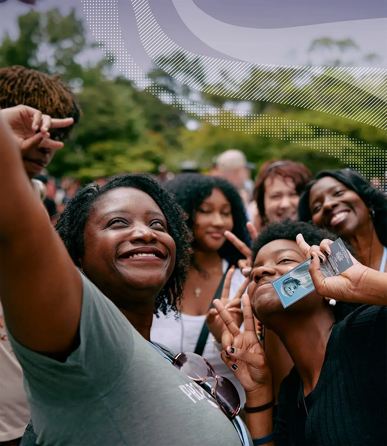 Group leaders and students taking a selfie in Japan