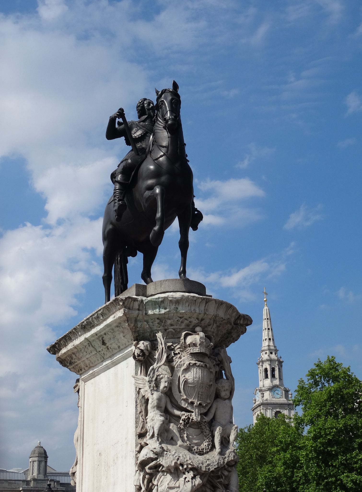 horse statue meaning of legs Charles Statue
