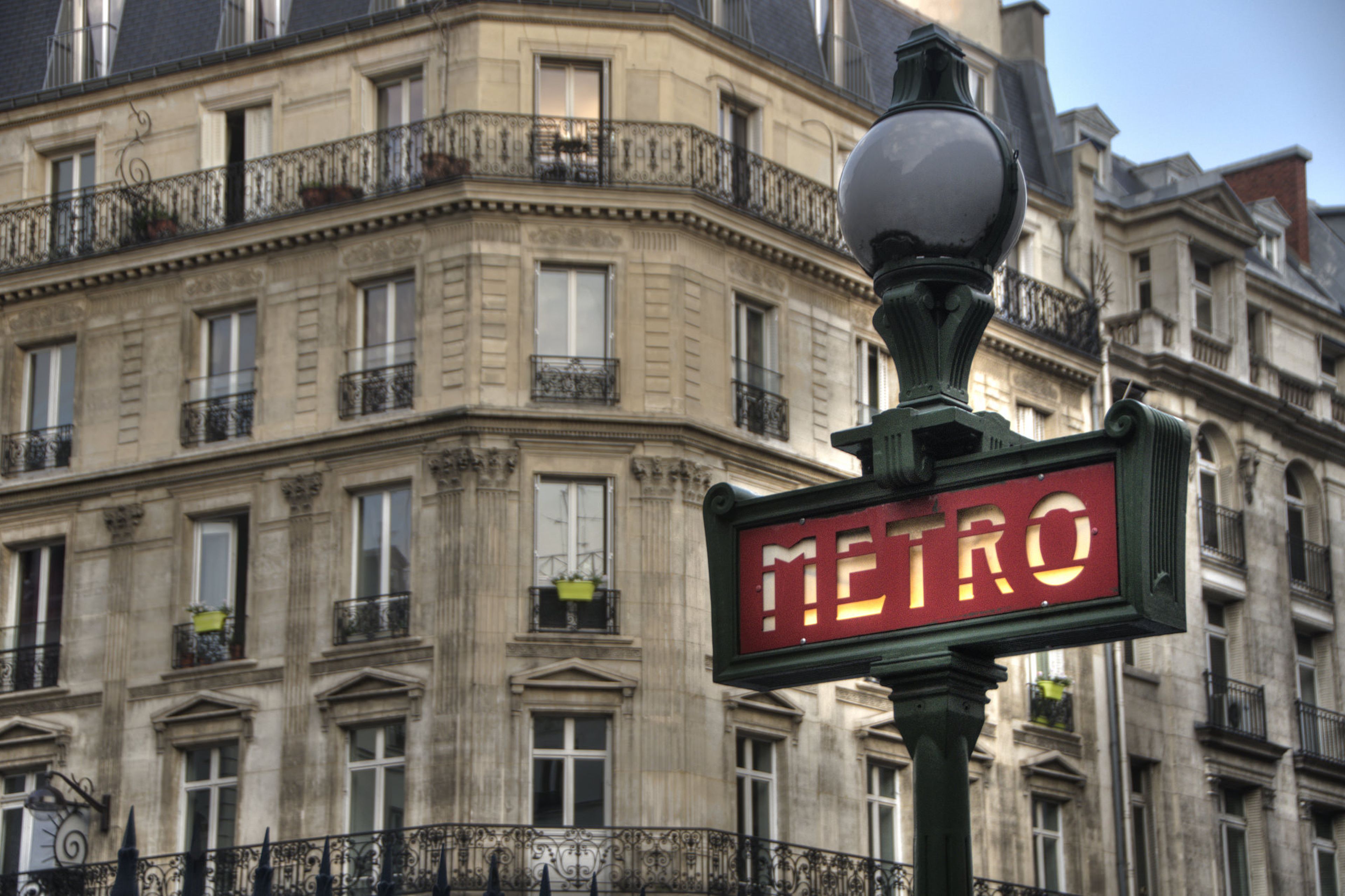 Paris metro