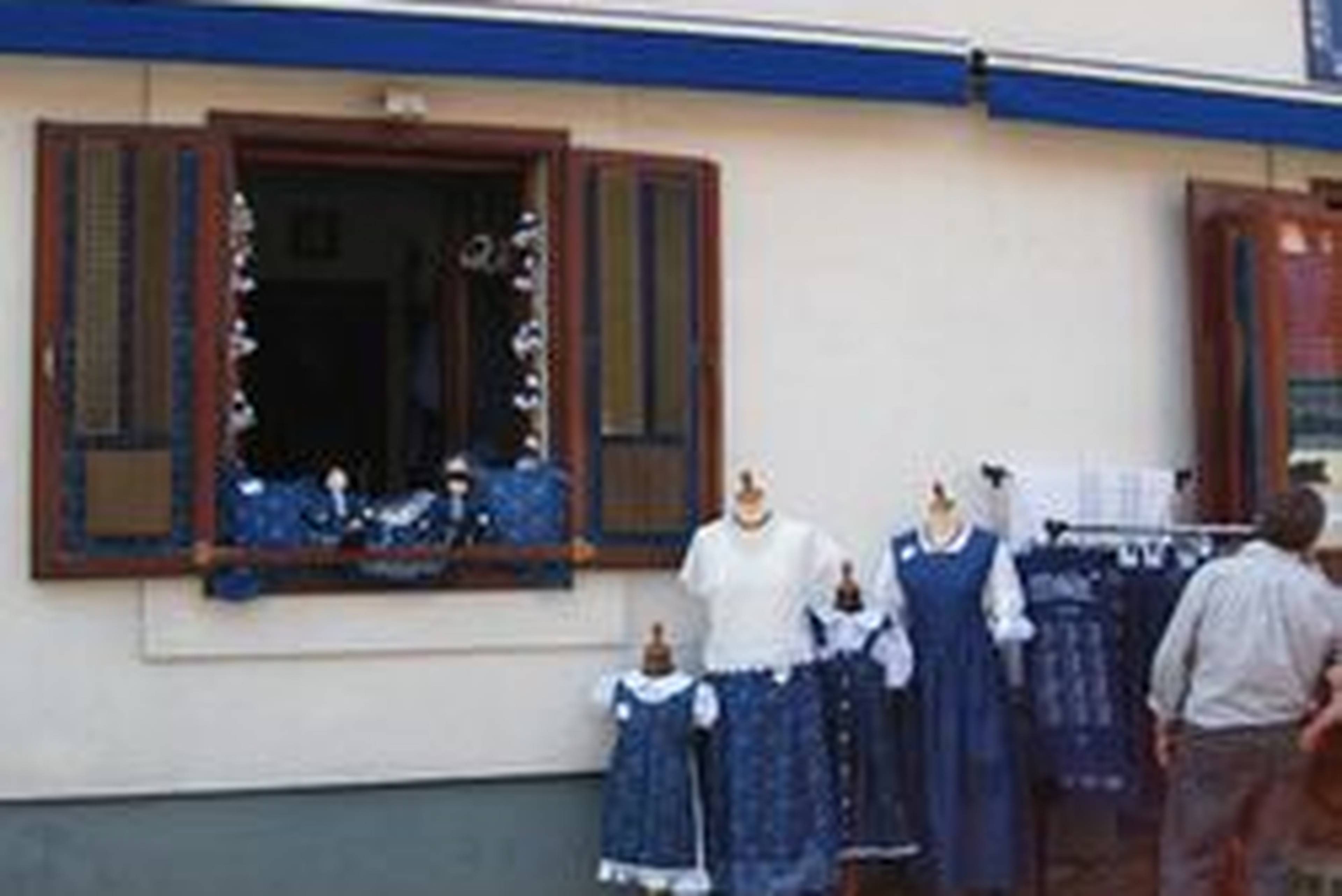 Hungary Folk Art Shop