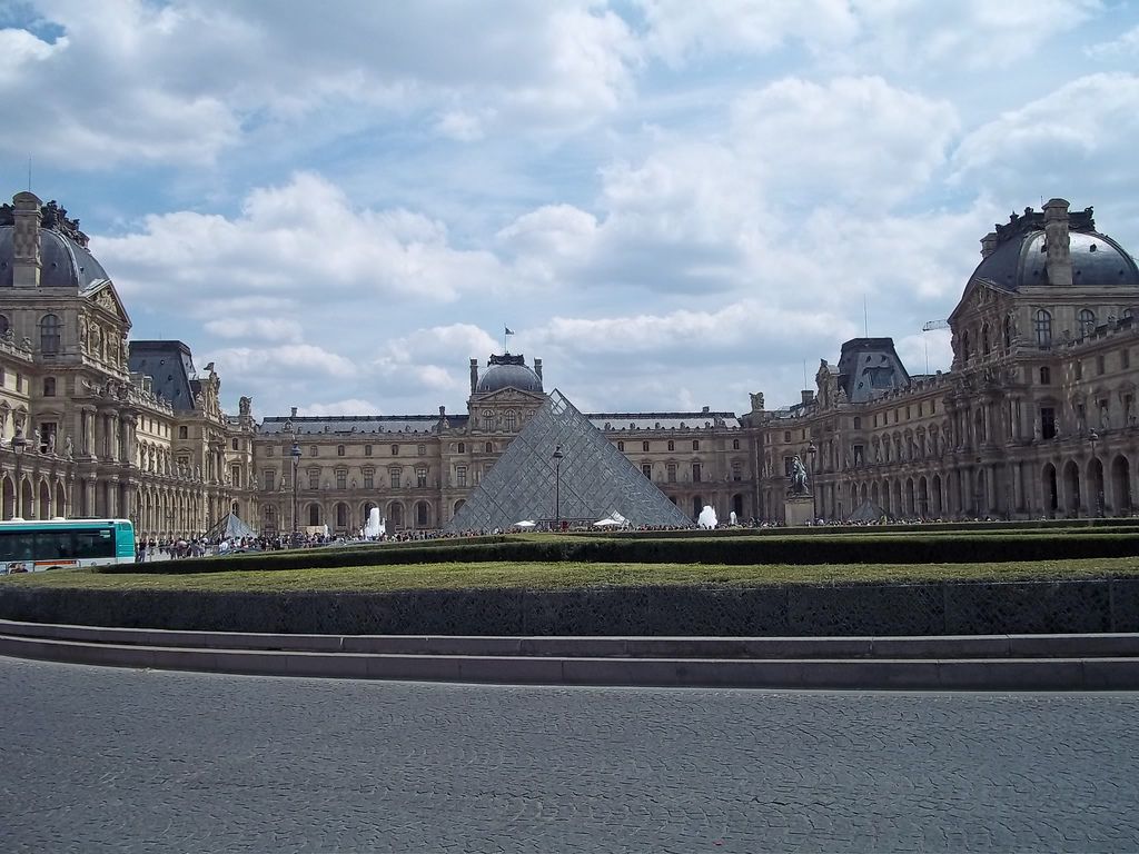 Louvre
