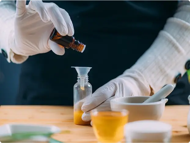 Craft your own signature scent during a perfume- and cologne-making workshop