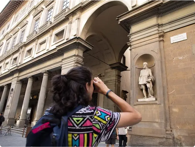 Find traces of the Renaissance at the Palazzo Vecchio, Ponte Vecchio, and Duomo