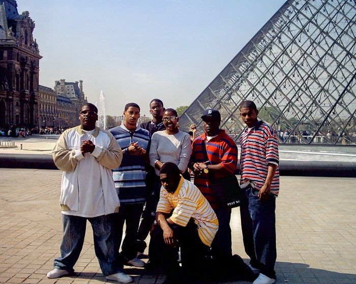 Finding Mona Lisa Paris Photo
