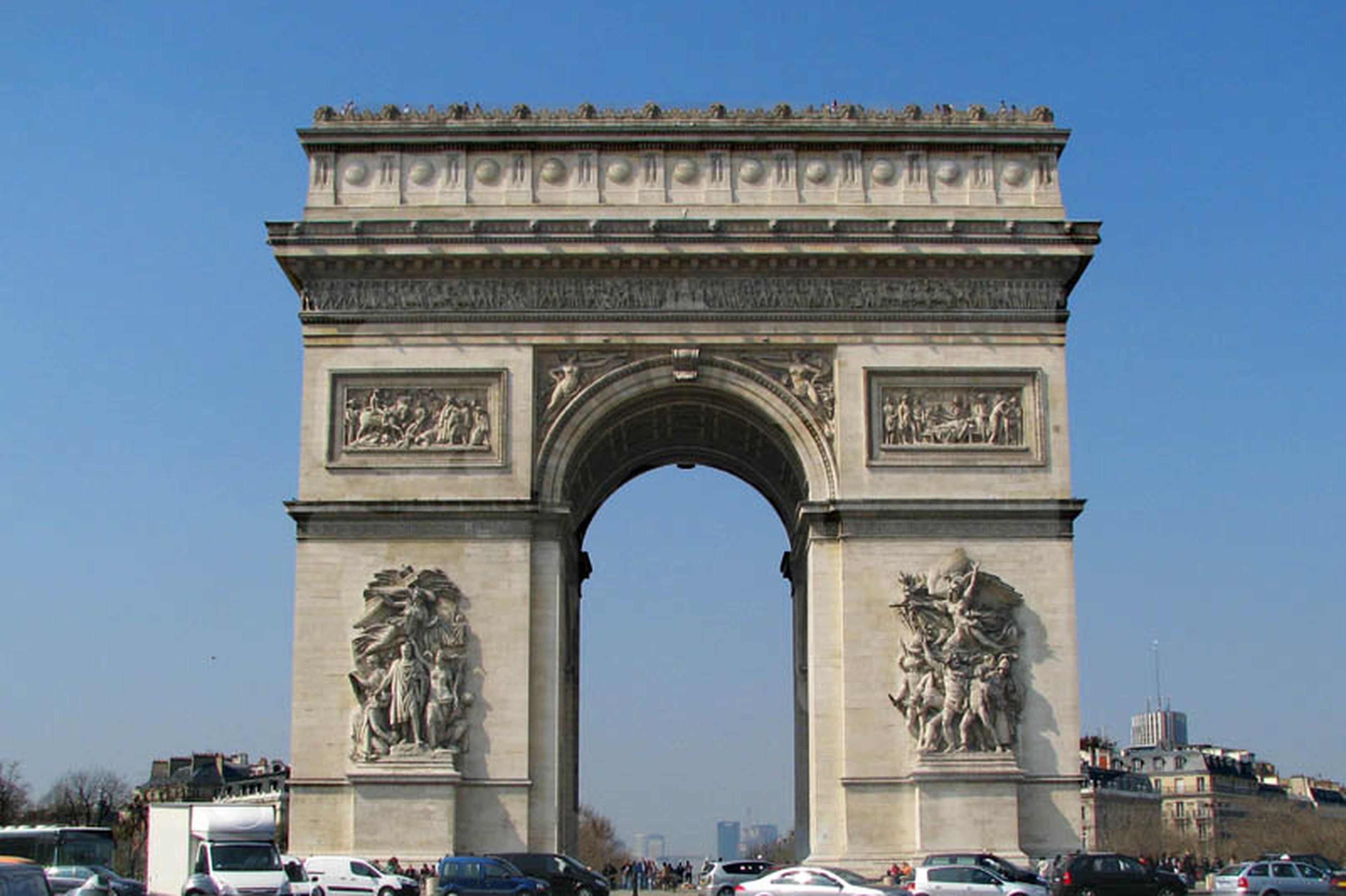 famous roundabout in Paris: Place de l