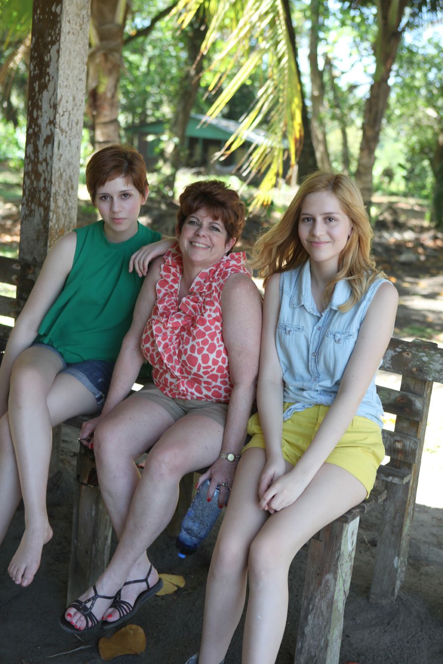 Pam Farmer with daughters, Hannah and Elizah