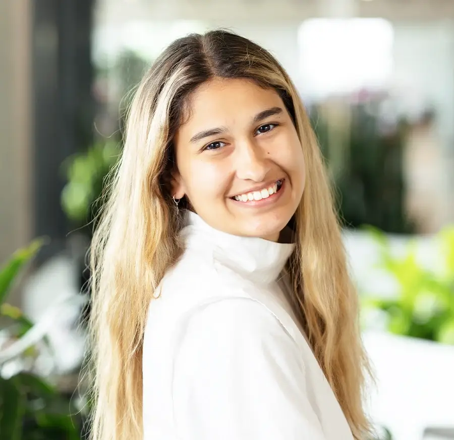 alana from traveler support