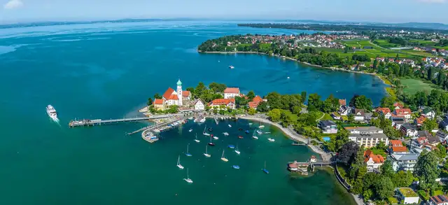 Blick von oben auf den Bodensee