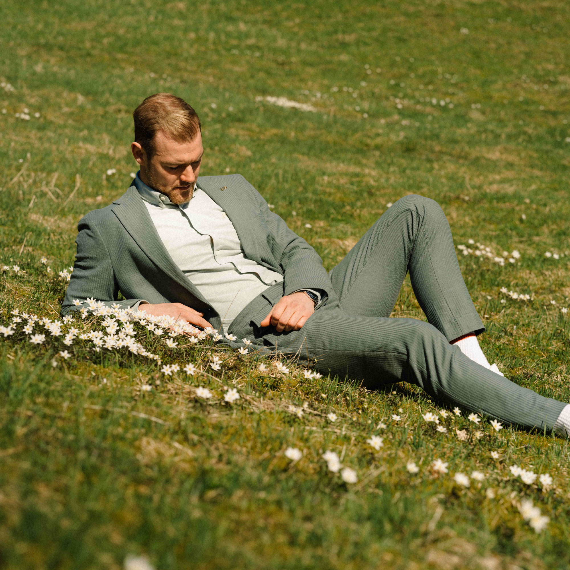 moods of norwayムーズオブノルウェー　ホワイト ジャケット Moods.no | Menswear inspired by stories