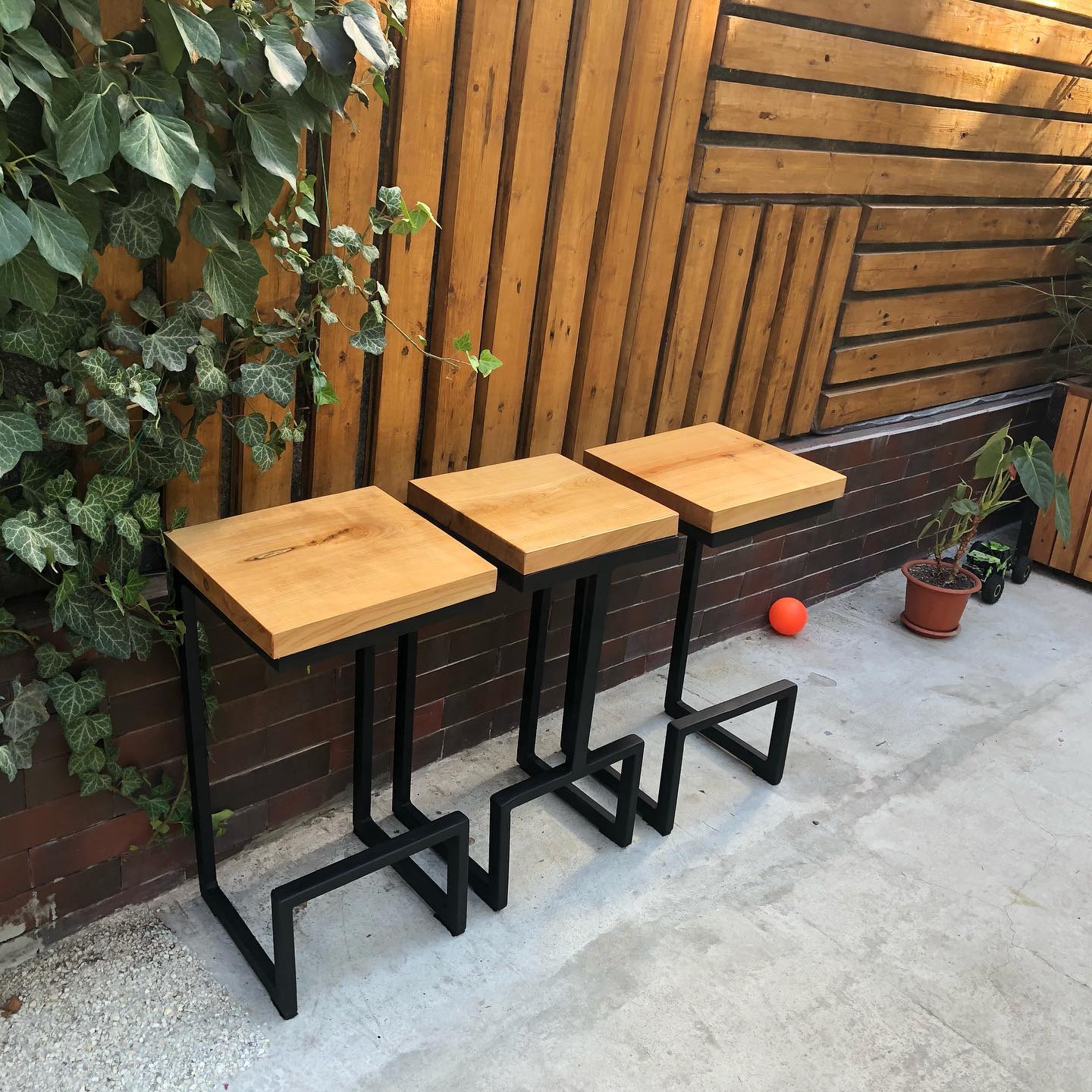 Bar Chair