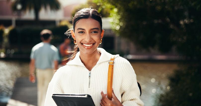 The role of a co-signer in international student loans explained