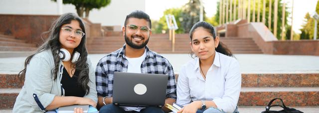 Your 2026 guide to student loan approval for studying abroad
