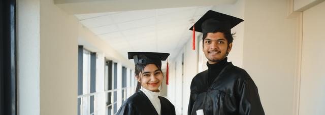 No-collateral student loans: How they work and who they’re right for