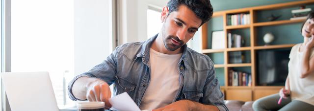 Private student loan rates in 2026: How to read an APR before you sign