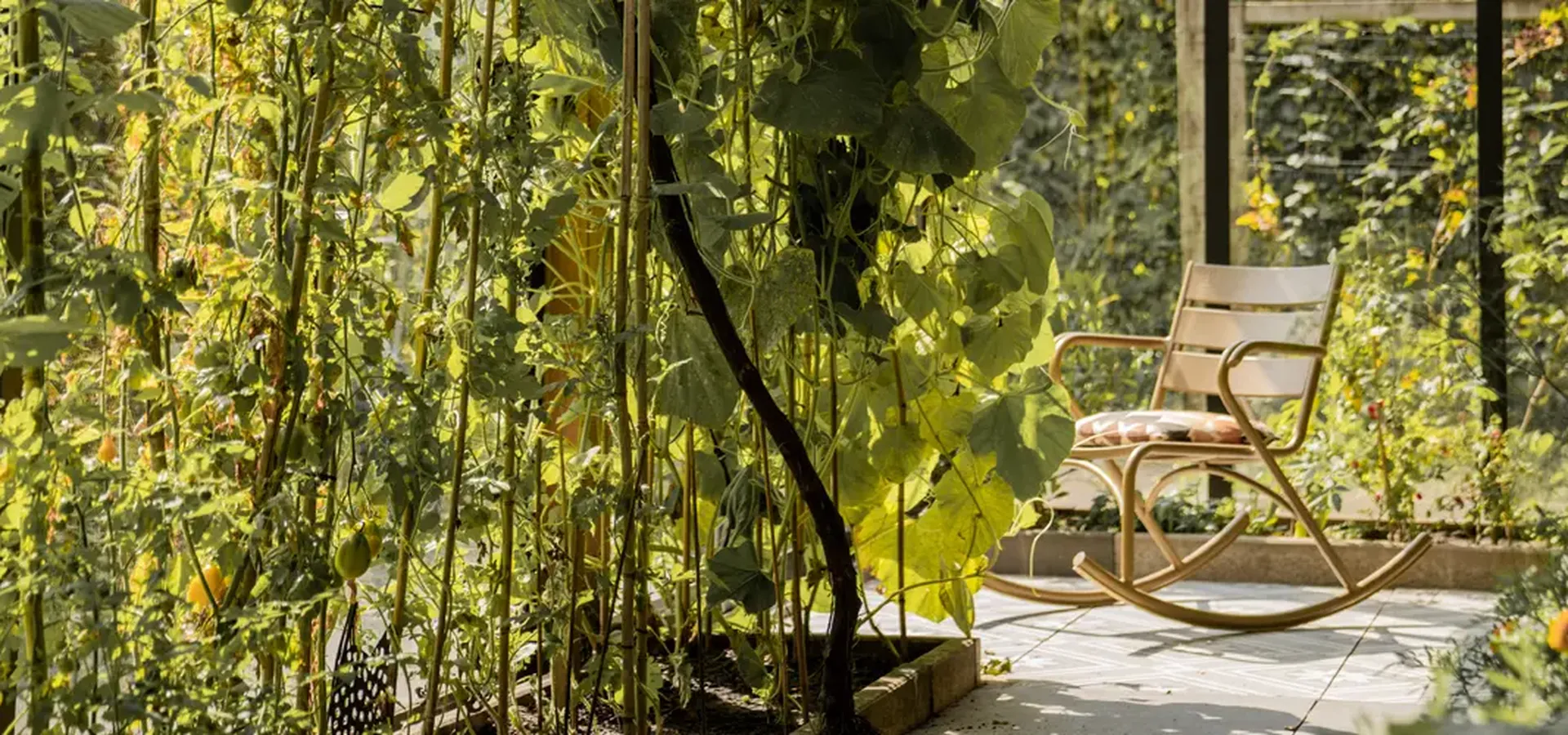 Interieur buitenverblijf tuinkas