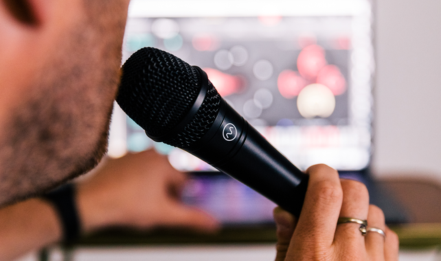 Dubler 2 being used with the Dubler USB microphone making music