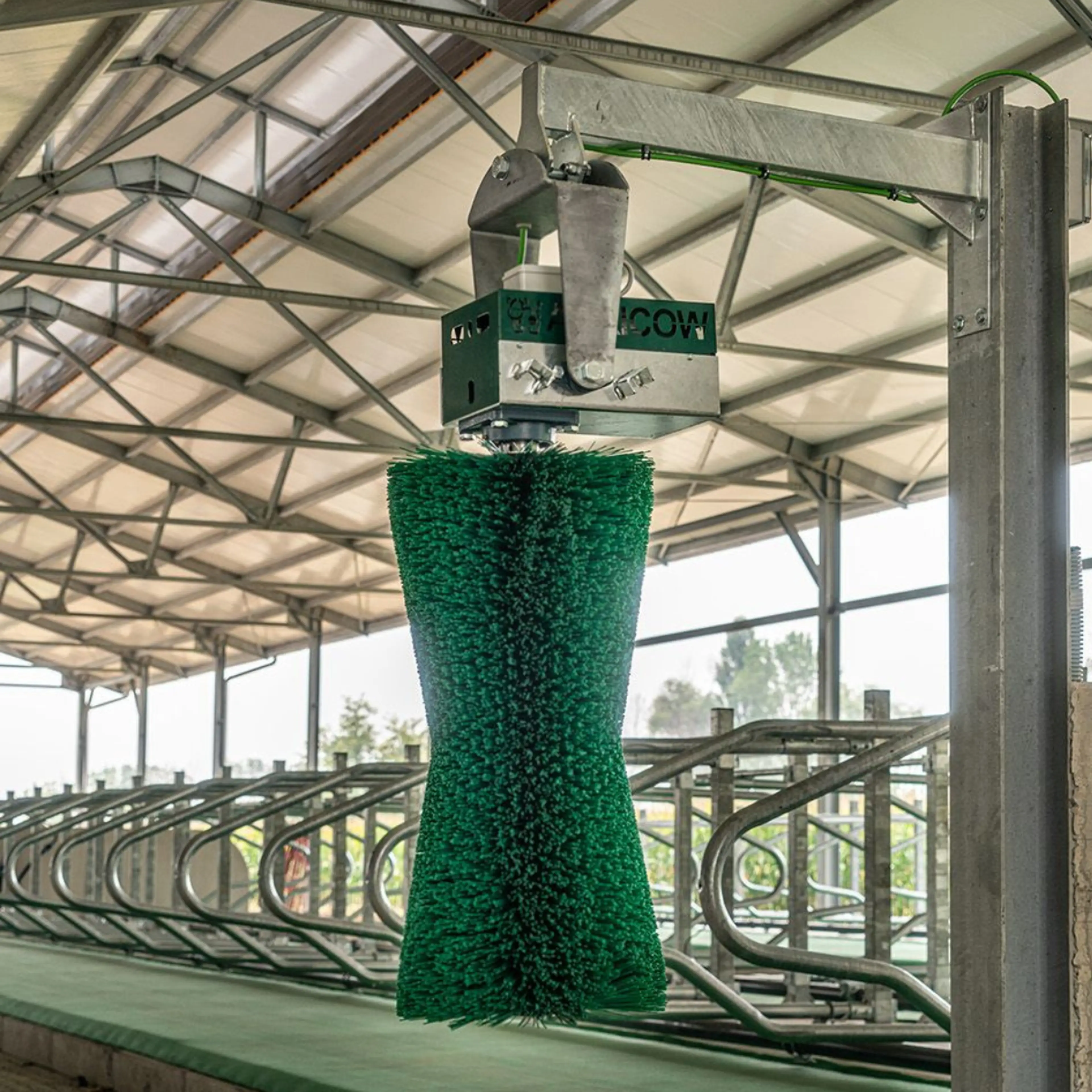 agricow pendulum brush