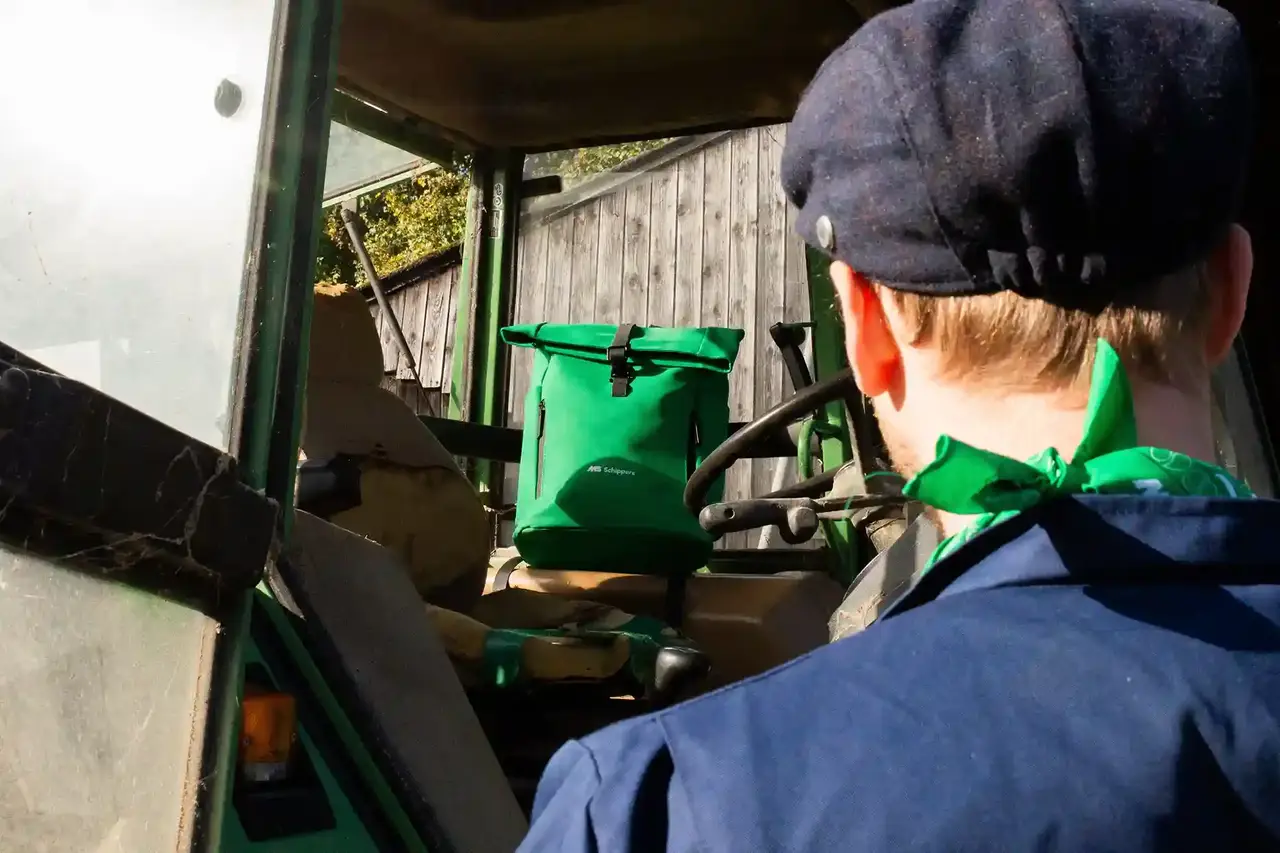 Backpack tractor