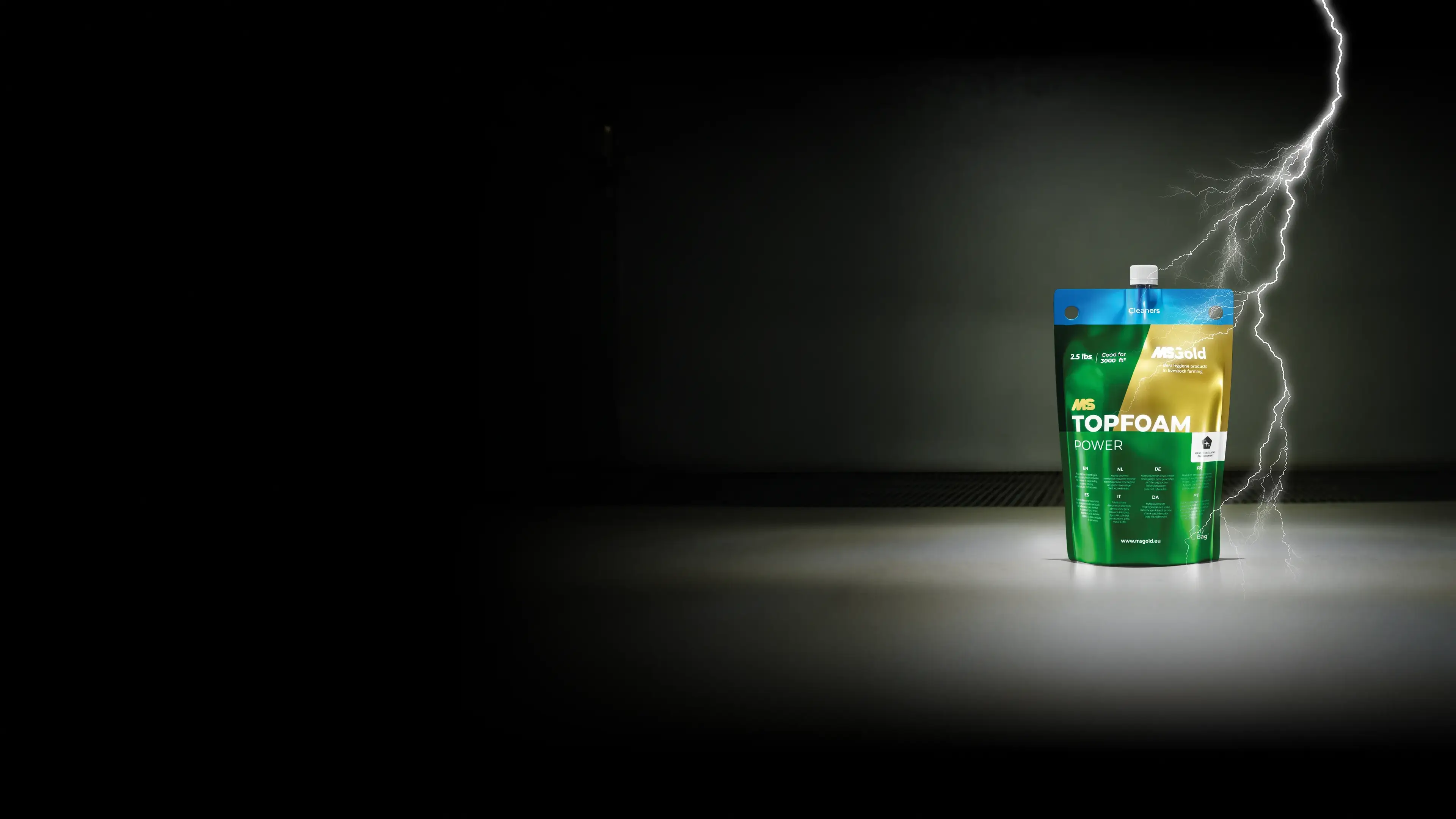 The HyBag® is a new and revolutionary tool to clean livestock environments. 