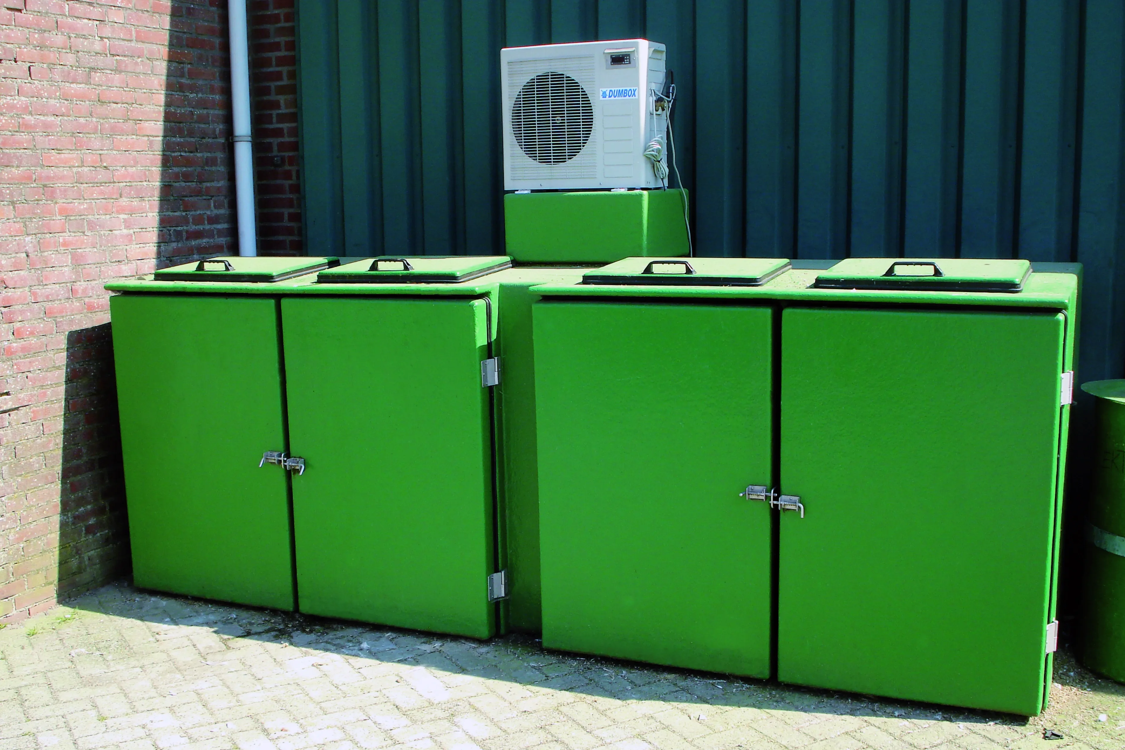 Carcass management storage Cadaver disposal cooling unit