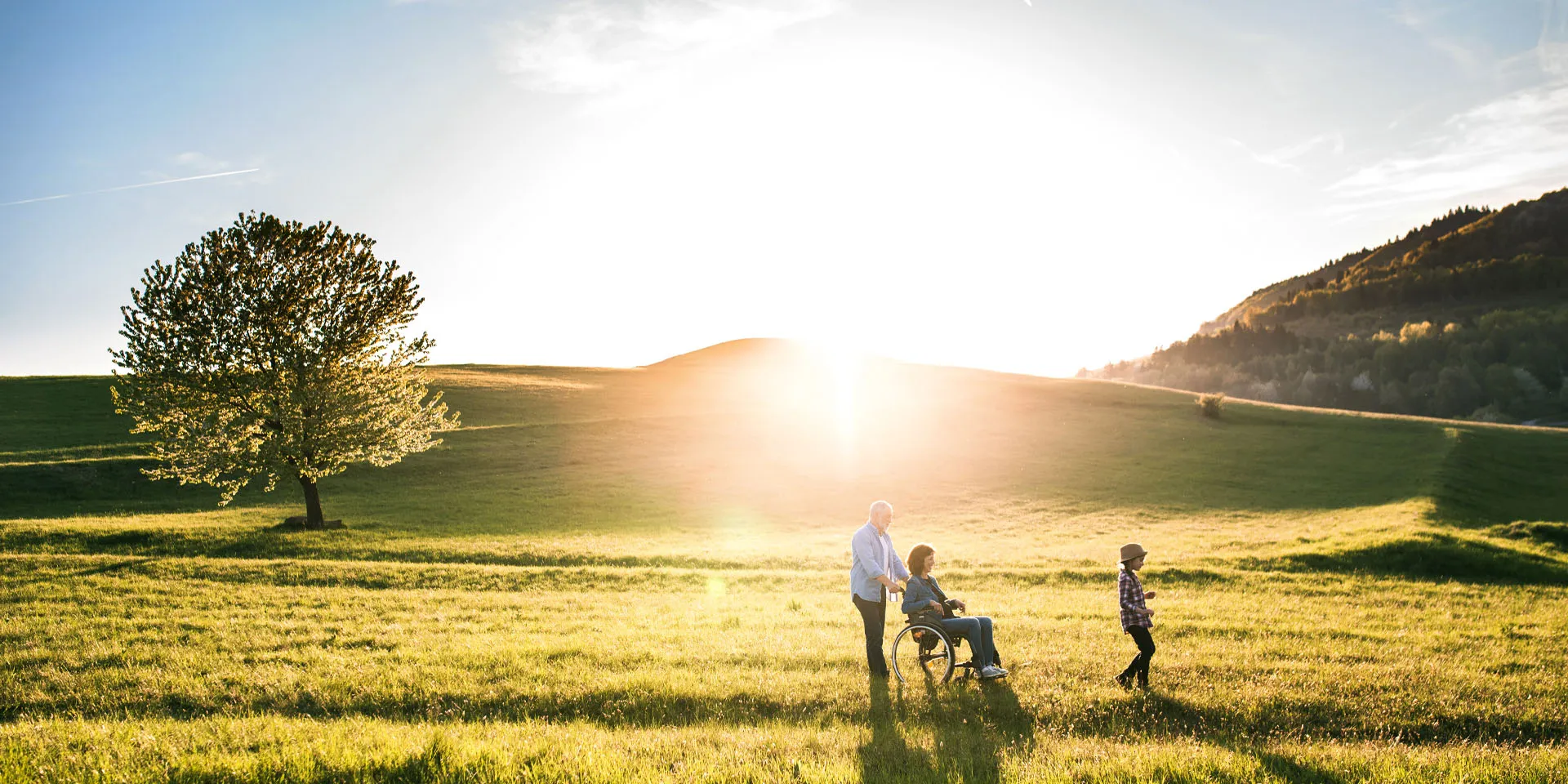 Neü Startseite Joviva Header Familie Rollstuhl