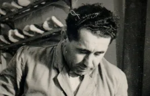 1952
