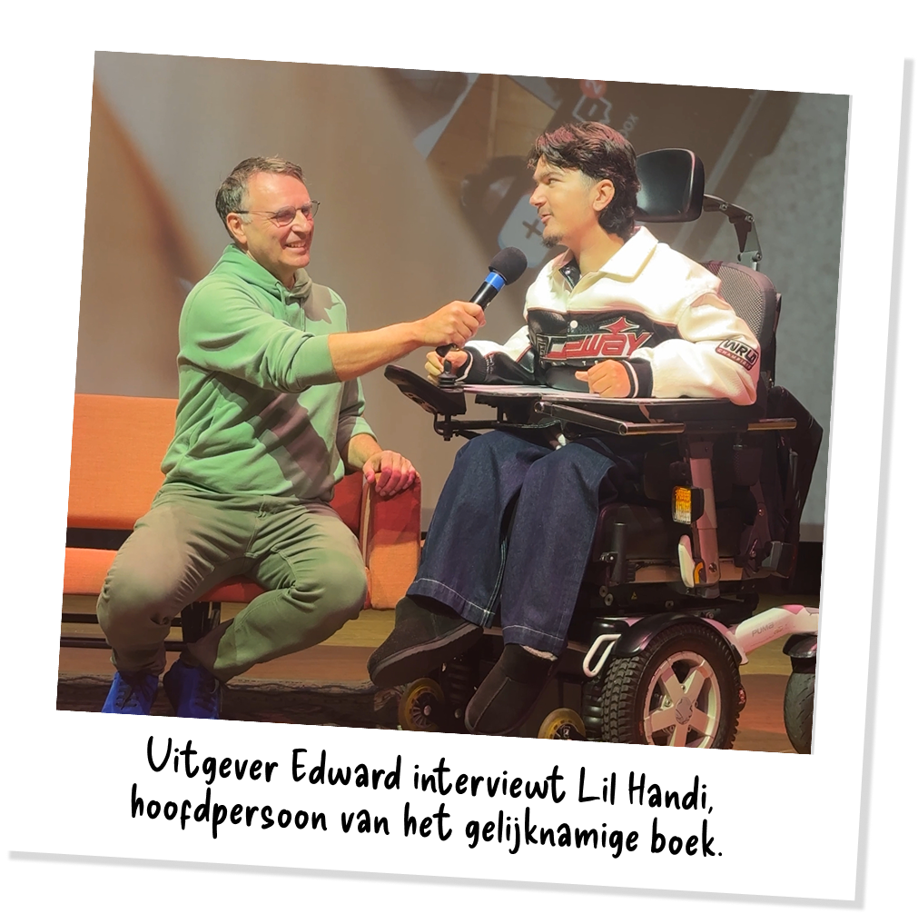 Uitgever Edward van de Vendel interviewt Lil Handi, hoofdpersoon van het gelijknamige boek.