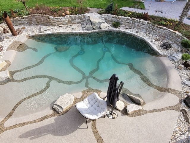 Keifl Biodesign Pools: Wo Ihr Garten zur Naturoase wird.