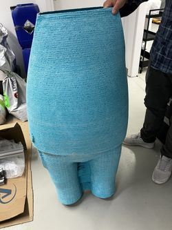Corpo e gambe stampati, prima del montaggio