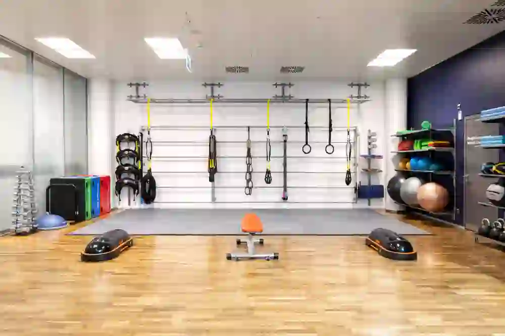 A modern, well-equipped fitness room at Bernaqua with its clear organisation and variety of training equipment invites you to exercise and promote your health.