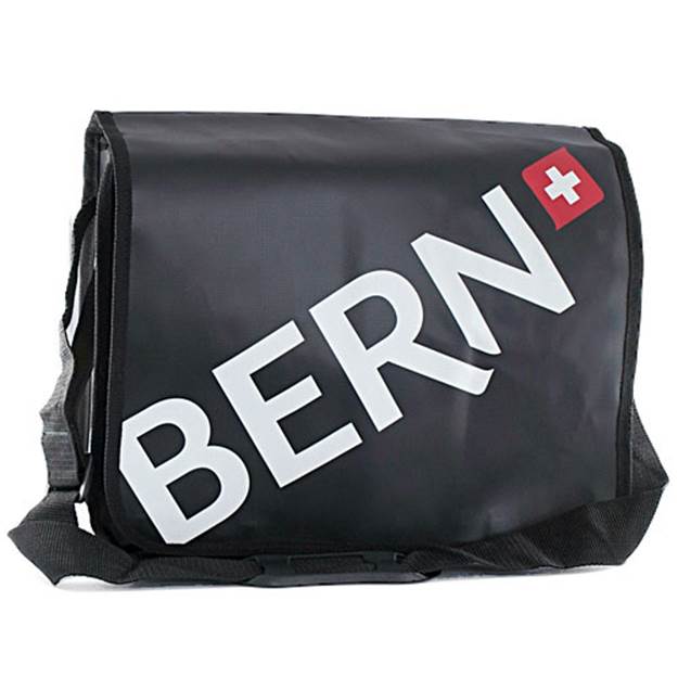 ★MCLANEE★ Bern shoulder and crossbody bag bern Bags | Mclanee Crossbody Bag | Poshmark
