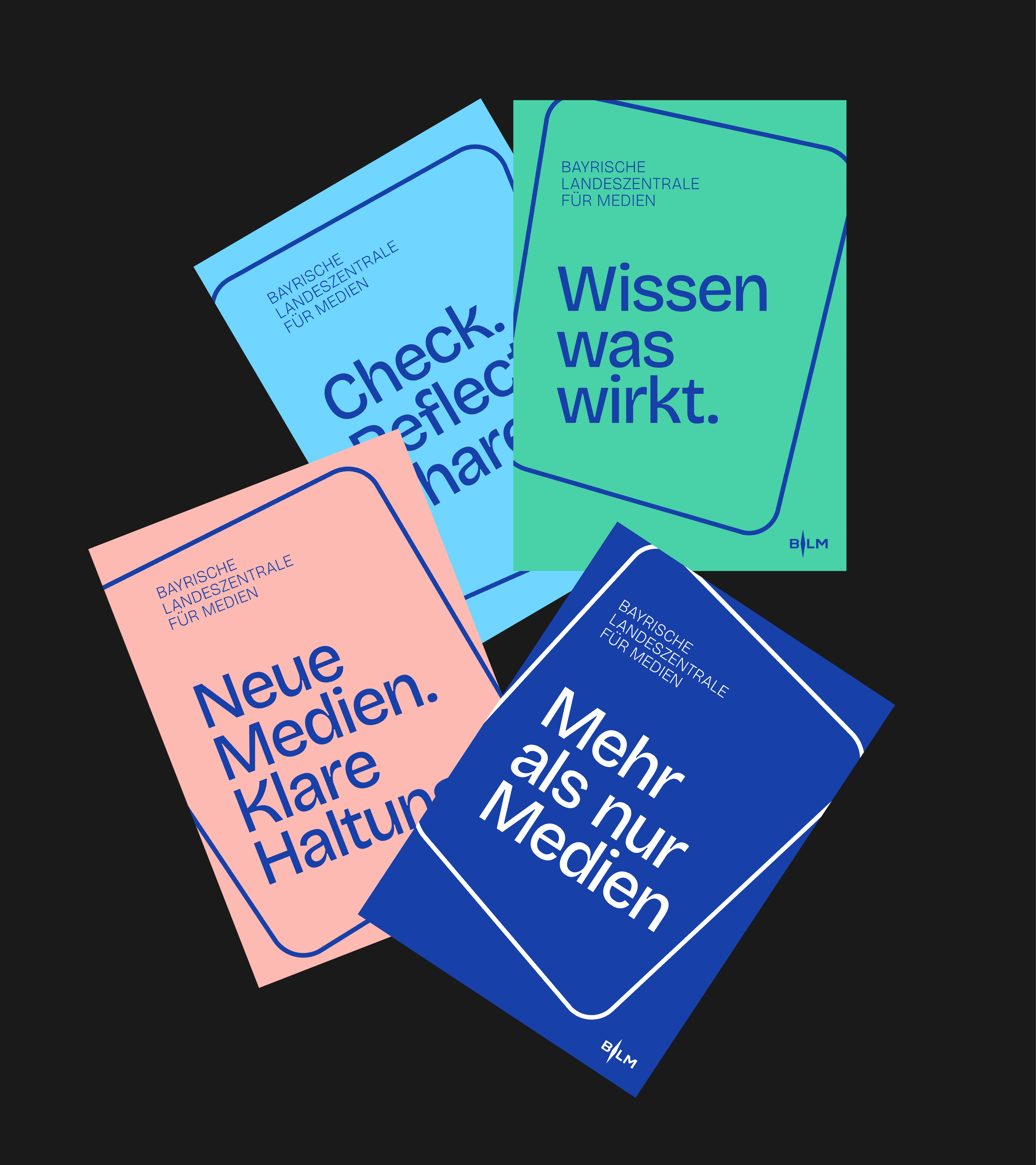 Bayerische Landeszentrale für neue Medien Dynamisch arrangierte Plakate der Bayerischen Landeszentrale für Medien mit farbenfrohem Design und prägnanten Slogans.
