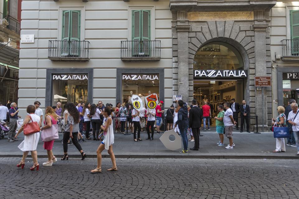  Piazza Italia