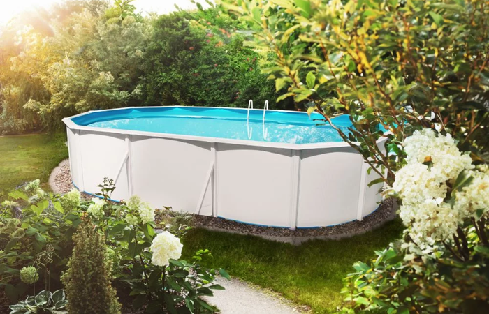 Pool von Steinbach im Garten