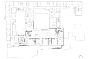 Grundriss Erdgeschoss des Amtsgerichts Freiburg mit Eingangshalle und fünf Sitzungssälen