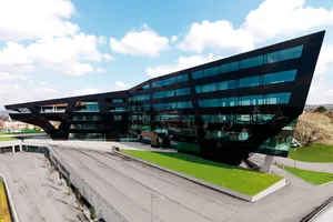 Bürogebäude "Schwarzer Panther"