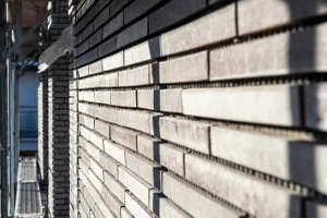 Projekt Neue Mitte Porz, Closeup Haus 1 mit StoBrick Klinkerriemchen auf WDVS